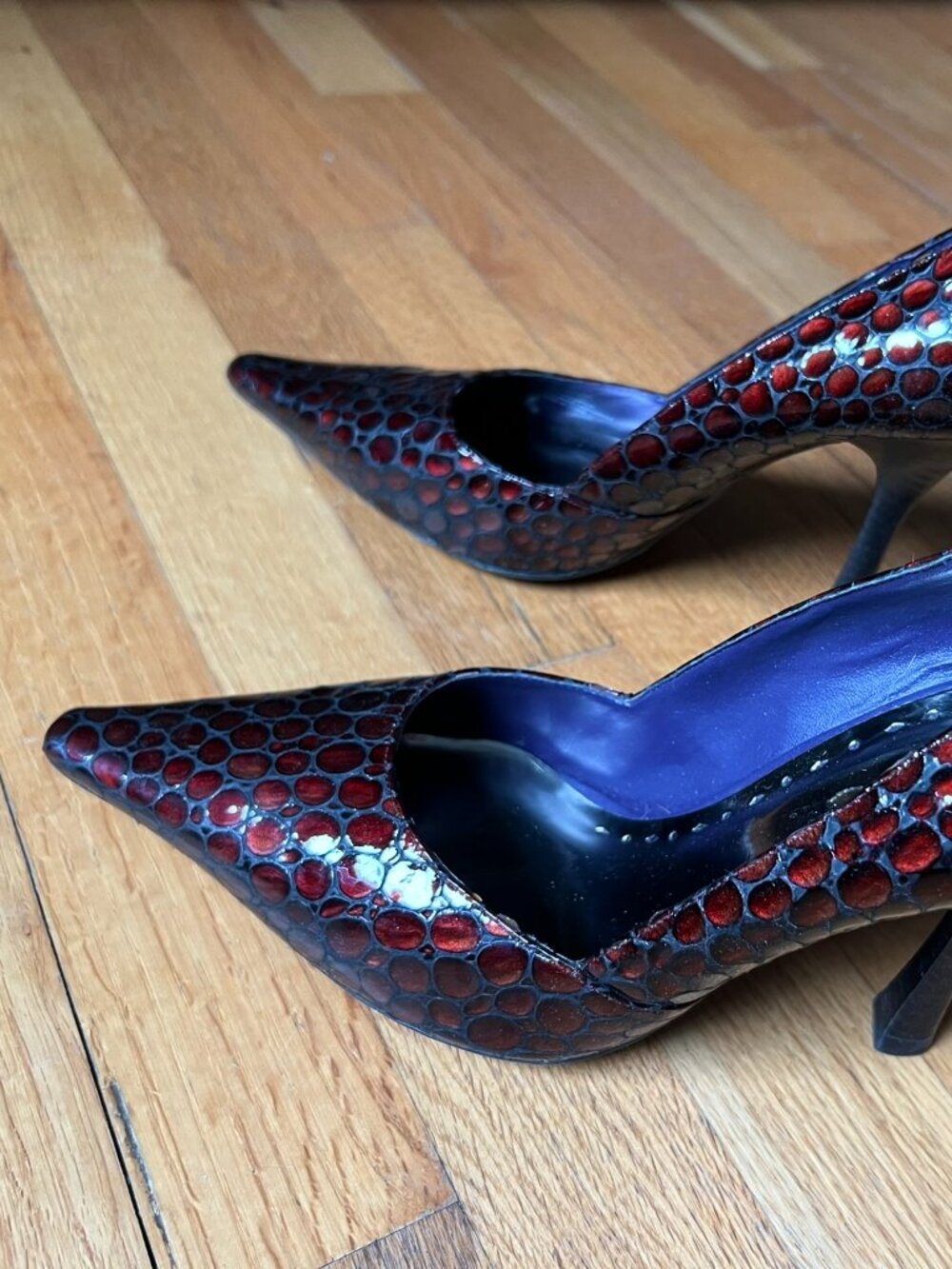 BCBGirls Cherrywood/Croc BG-Katchen5 Pump Size 10M